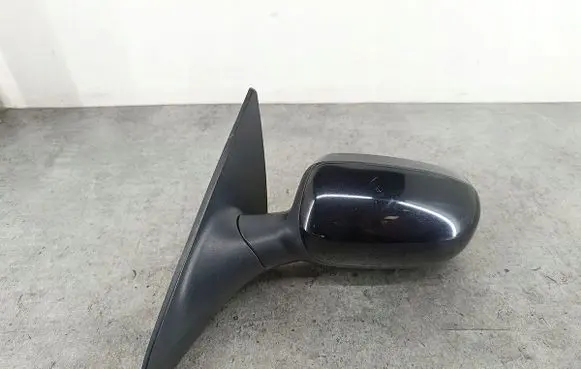 Opel Tigra B Front door electric wing mirror 