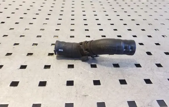 Audi Q7 4L Engine coolant pipe/hose 7L6121096