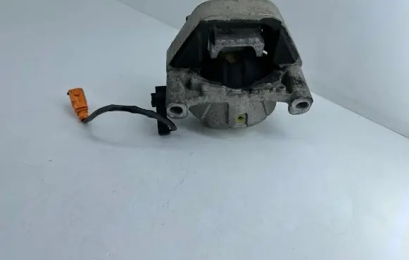 Audi A7 S7 4G Engine mount bracket 4g0199382