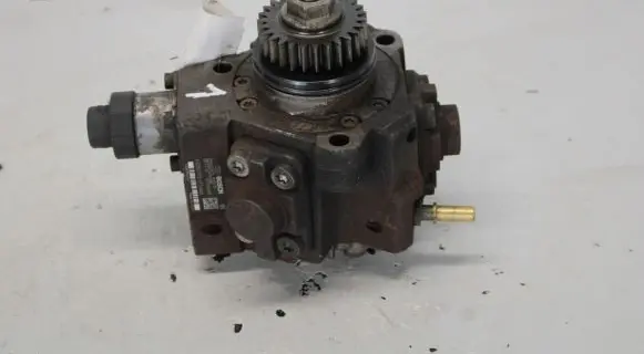 Renault Trafic II (X83) Fuel injection high pressure pump H8200950493 8200950493