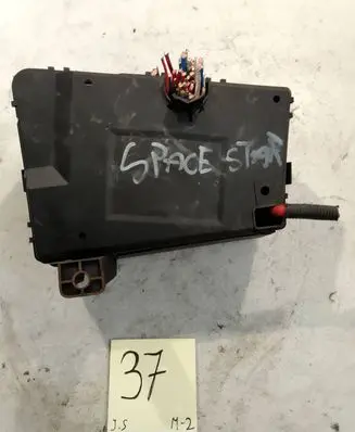 Mitsubishi Space Star Fuse box set MB953355