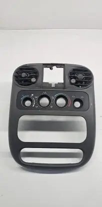 Chrysler PT Cruiser Climate control/heater control trim 05291572AA 482200SB 36501