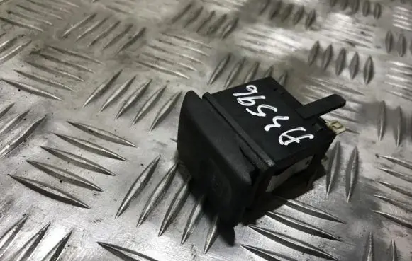 Volkswagen Jetta II Windscreen/window heater switch 191959621b