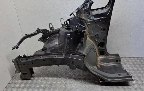 Toyota Verso Front side member 537010F030 5702702020