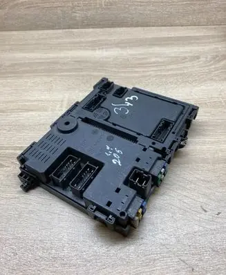 Peugeot 206 Central body control module 9626486860