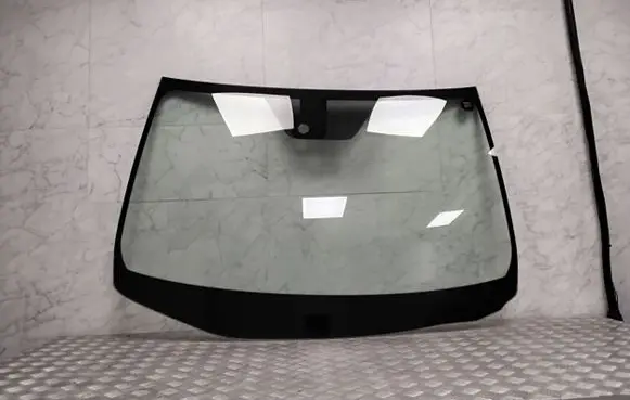Nissan X-Trail T31 Front windscreen/windshield window 