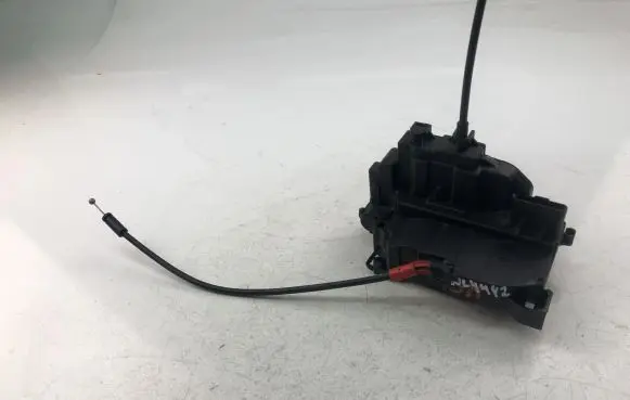 Renault Megane III Rear door lock