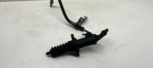 BMW 3 F30 F35 F31 Clutch master cylinder 6795711 2152679571101