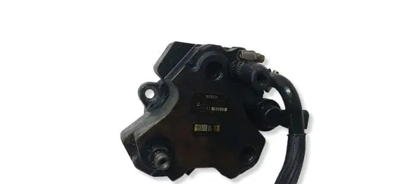 BMW 5 E60 E61 Fuel injection high pressure pump 7788678