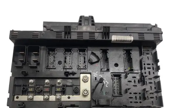 BMW X5 E53 Fuse module 8380409