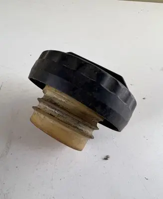 Mitsubishi Pajero Fuel tank filler cap 