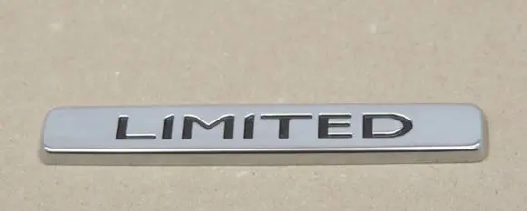 Renault Captur Manufacturer badge logo/emblem 638961031R