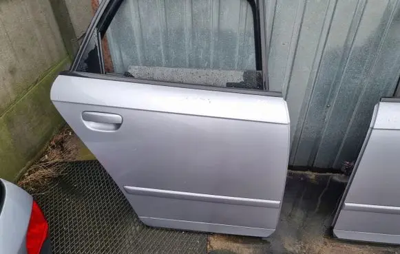 Audi A4 S4 B7 8E 8H Rear door autoklama99