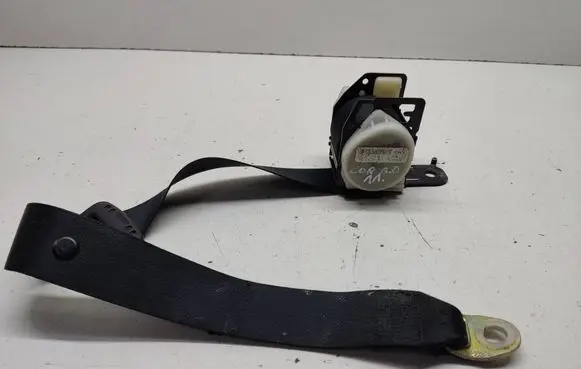 Toyota Corolla E120 E130 Rear seatbelt 7336002170 100904 040859