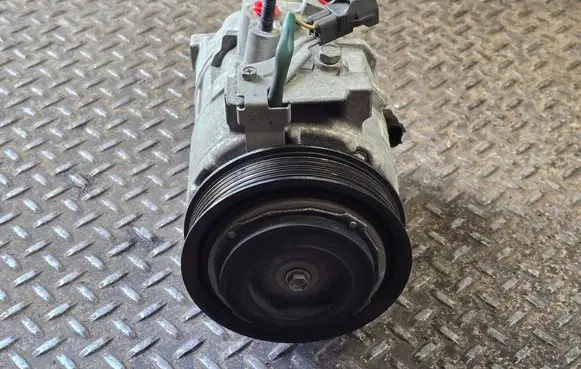 Dodge Challenger Air conditioning (A/C) compressor (pump) P68158259AE 68158259AE
