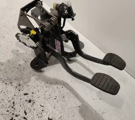 Renault Espace - Grand espace IV Pedal assembly 8200139603