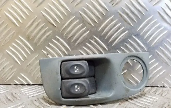 Renault Megane I Electric window control switch R207730D
