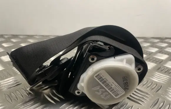 BMW X6 E71 Front seatbelt S2716104109H