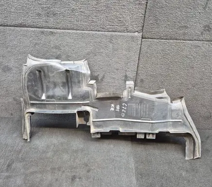 Audi A6 C7 Air intake duct part 4G0121283AQ
