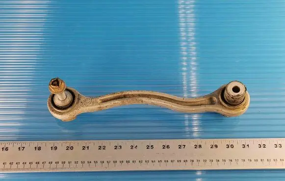 Mercedes-Benz E W212 Rear control arm 20402 20402RSA2