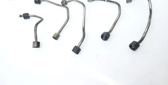 Citroen C4 Aircross Fuel injector supply line/pipe 