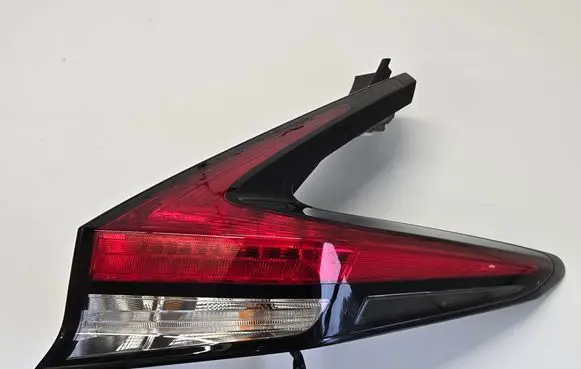 Nissan Leaf II (ZE1) Rear/tail lights 265505SH0A