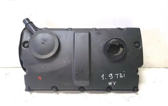 Volkswagen PASSAT B5.5 Rocker cam cover 038103469P