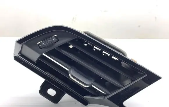 Audi Q3 F3 Rear air vent grill 83B820901