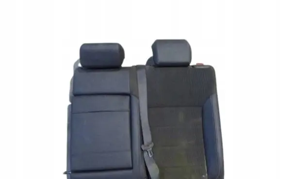 Opel Insignia A Second row seats 