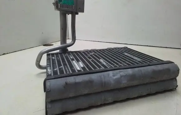 Air conditioning (A/C) radiator (interior)