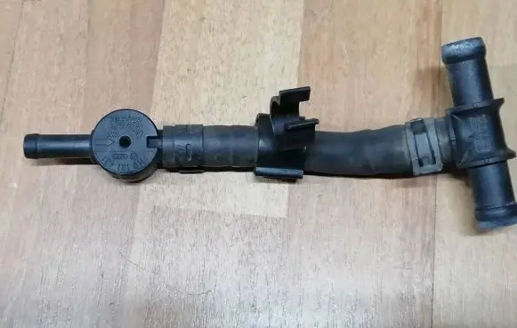 Volkswagen Touareg I Engine coolant pipe/hose 7H0121421 N90794501