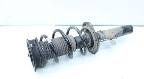 Volkswagen PASSAT B8 Front shock absorber/damper 3Q0413031BN