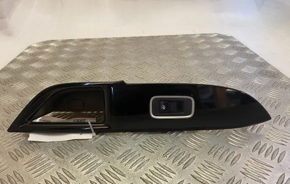 Mitsubishi Outlander Front door window switch trim 7221C853ZZ