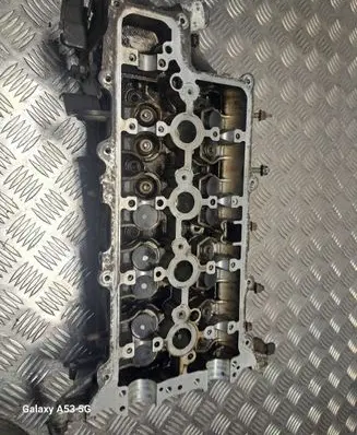 Hyundai Veloster Engine head 