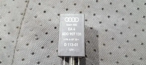 Volkswagen Golf IV Other relay 4D0907131 D113-01