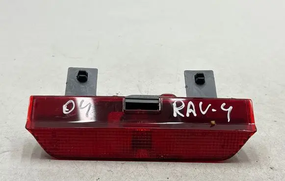 Toyota RAV 4 (XA20) Third/center stoplight E139798