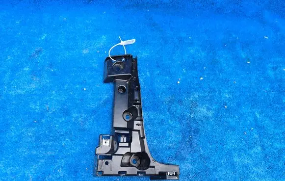 BMW X5M E70 Rear bumper mounting bracket 7226935