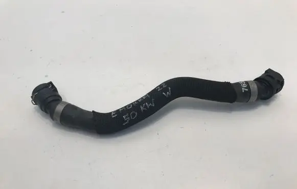 Opel Mokka B Engine coolant pipe/hose 765