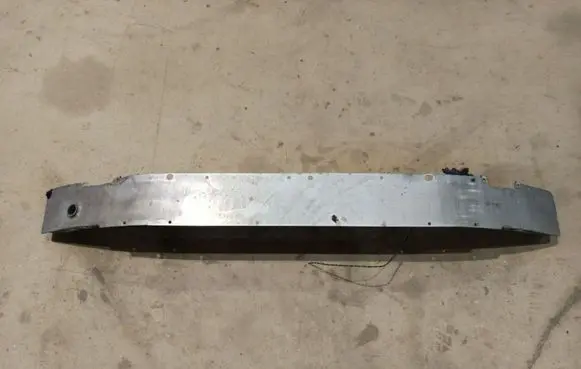 Opel Insignia A Front bumper cross member 