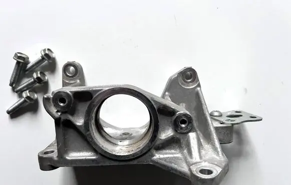 Nissan Leaf II (ZE1) Driveshaft support bearing bracket 397805SA0A