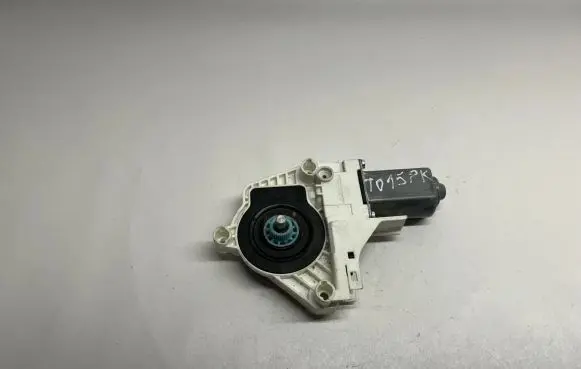 Audi A7 S7 4G Front door window regulator motor 8K0959801B