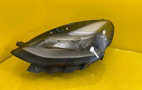Tesla Model 3 Headlight/headlamp 1514952-00-C