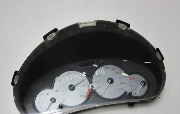 Peugeot Partner Speedometer (instrument cluster) 9652246380