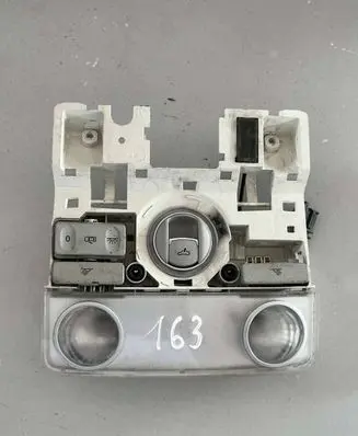 Volkswagen Golf V Front seat light 1K0947105