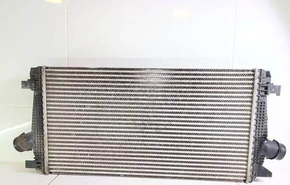 Opel Zafira C Intercooler radiator 13267647