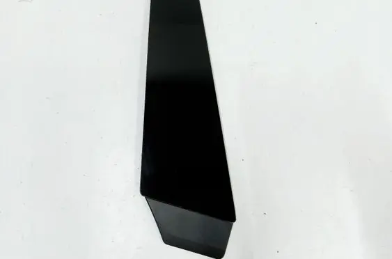 Porsche Taycan 9J1 (C) pillar trim 