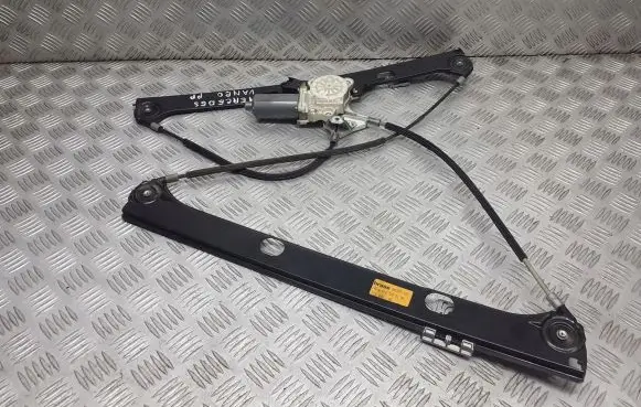 Mercedes-Benz Vaneo W414 Front door window regulator with motor A4147200246
