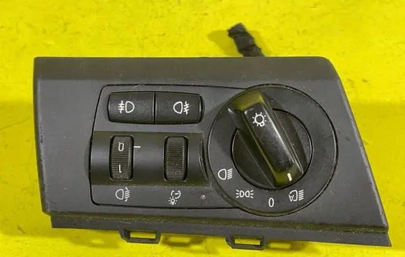 BMW X3 E83 Light switch 3420282