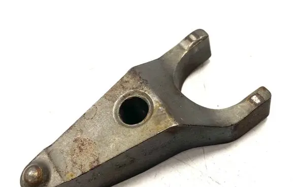 Toyota Avensis T270 Fuel Injector clamp holder