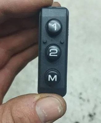 Peugeot 607 Seat control switch 263812